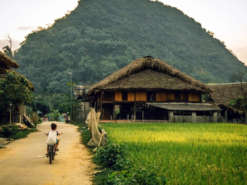 Le village Thôn Tha