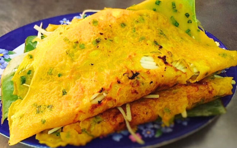 Banh xeo co hu dua (Crêpe croustillante à la moelle de cocotier)