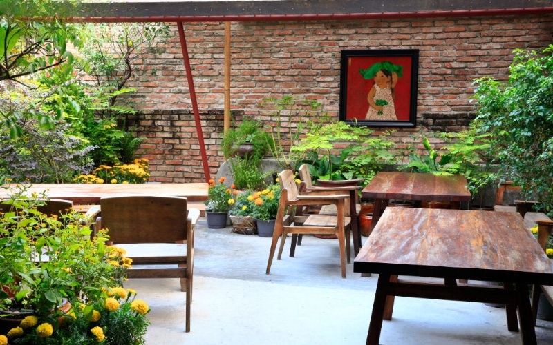 Chez HUM, vous trouverez un coin tranquille pour vous détendre et savourer les cadeaux de la nature