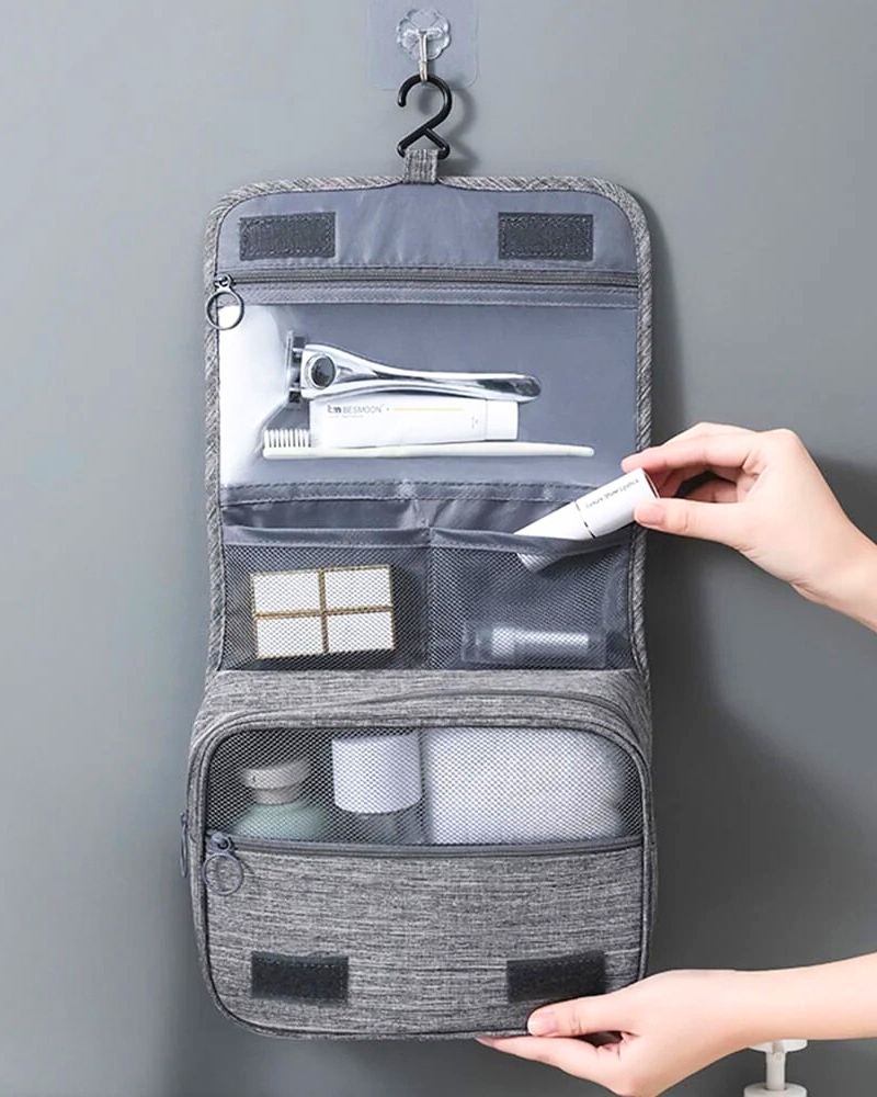 Trousse de toilette valise pour un voyage au Vietnam