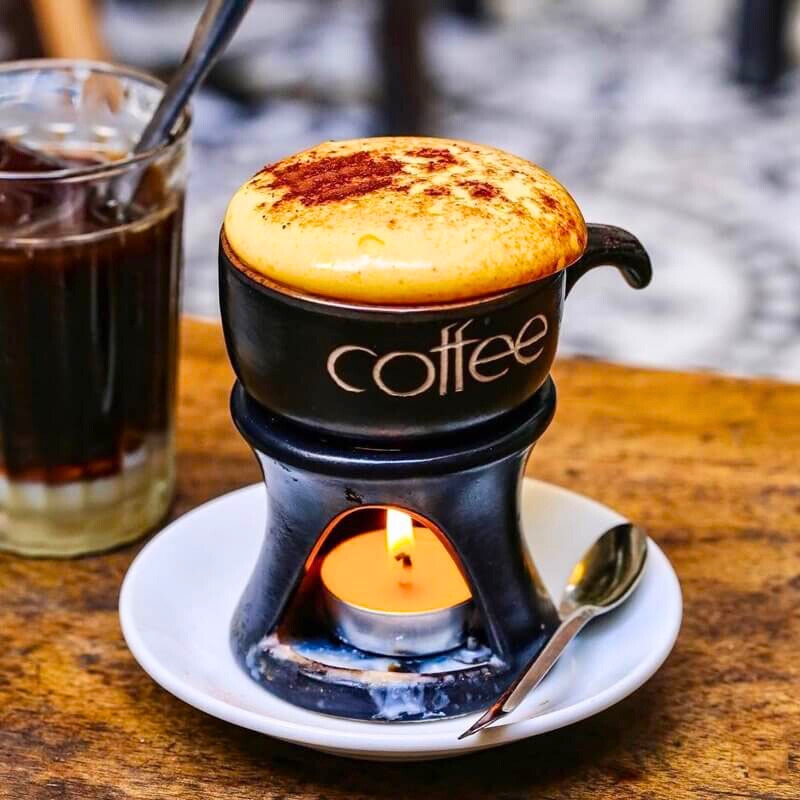 Ca phe trung (Café à l’œuf)