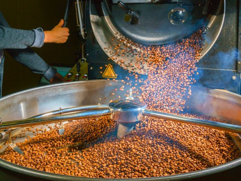 Sous la flamme, le grain se transforme en parfum